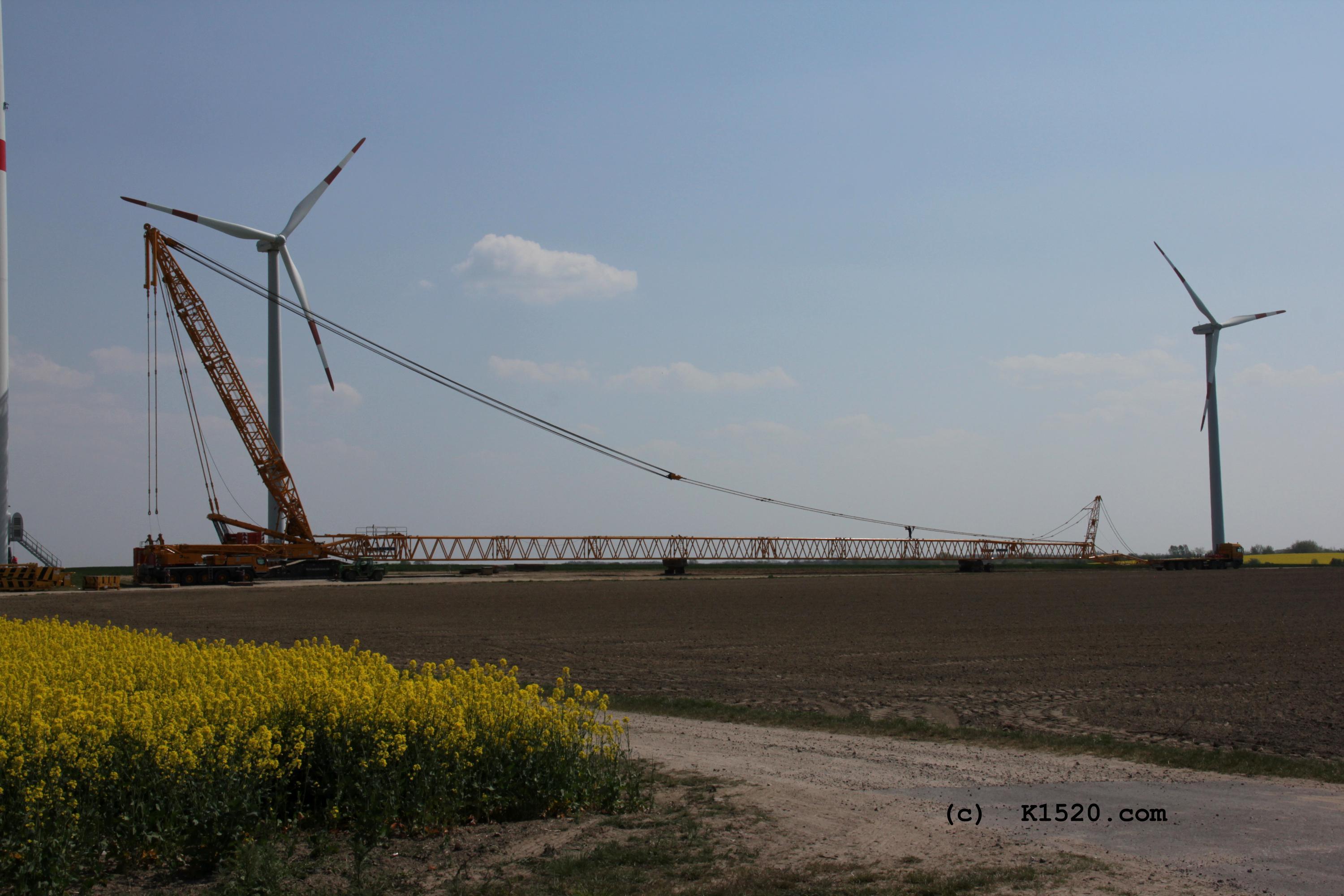 Reparatur Windrder im Windpark Arneburg/Elbe 04/2020,
  Kraneinsatz